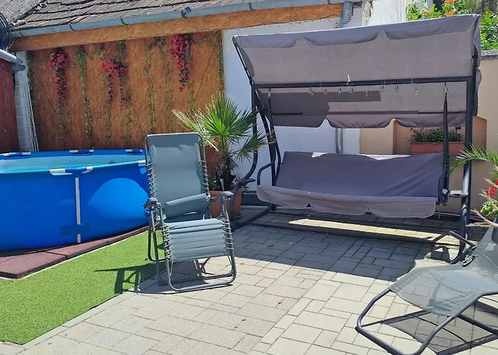 Tuende Lak Lägenhet